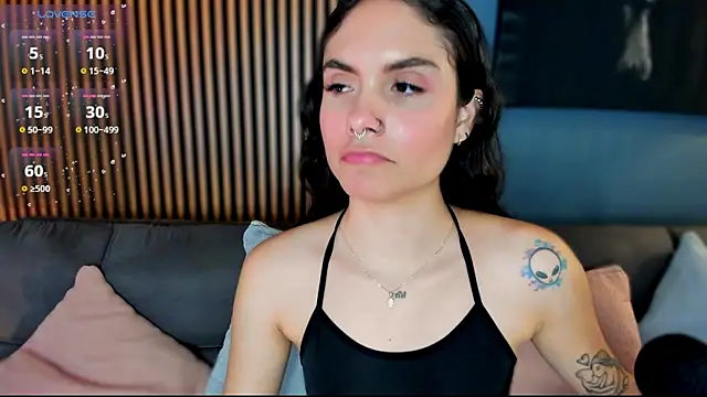 Snapshot of Gaby_Ferrer chatting on 20, 11, 2025 Gaby Ferrer online show from 20, 11, 2025