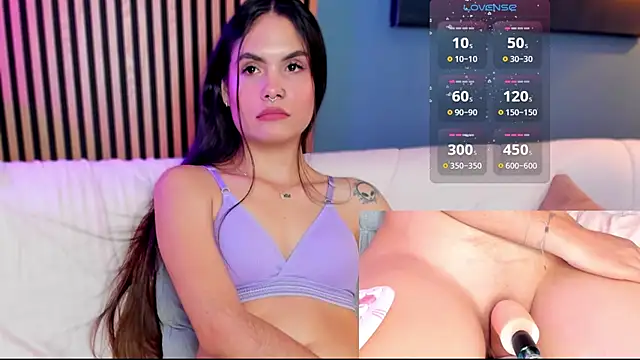 Snapshot of Gaby_Ferrer chatting on 25, 11, 2025 Gaby Ferrer online show from 25, 11, 2025