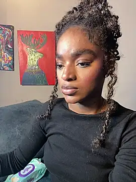 Snapshot of Zizi-campbel chatting on 23, 3, 2026 Zizi-campbel online show from 23, 3, 2026