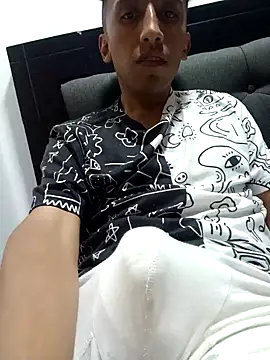 Snapshot of Alex-col chatting on 10, 1, 2025 Alex-col online show from 10, 1, 2025