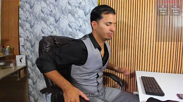 Snapshot of Hideintheoffice chatting on 12, 3, 2026 Hideintheoffice online show from 12, 3, 2026