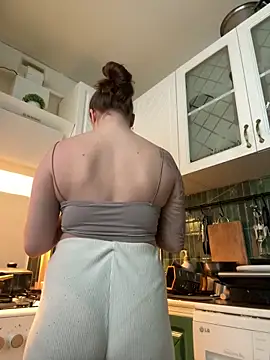 MayaMystic online show from 16, 4, 2026