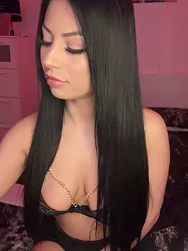 Miss Maria21 online show from 1, 2, 2025