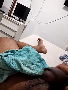 lucasquirao1234 online show from 23, 10, 2025