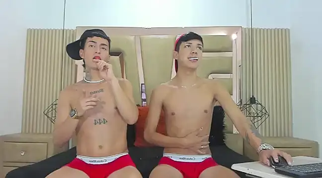 Snapshot of Angel_xxx chatting on 5, 1, 2025 Angel xxx online show from 5, 1, 2025