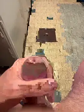 Snapshot of mikiss789 chatting on 4, 3, 2026 mikiss789 online show from 4, 3, 2026