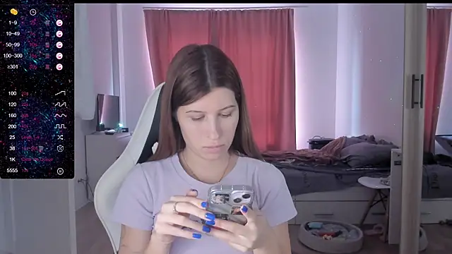Snapshot of Agnes_Allenn chatting on 5, 3, 2025 Agnes Allenn online show from 5, 3, 2025