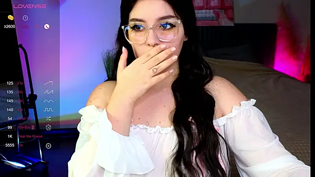 YumiYammy online show from 4, 1, 2025