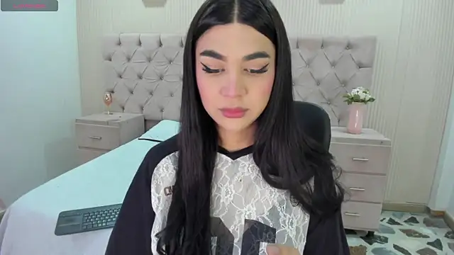 Snapshot of RoseCassie chatting on 29, 4, 2026 RoseCassie online show from 29, 4, 2026