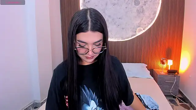 Snapshot of RoseCassie chatting on 5, 5, 2026 RoseCassie online show from 5, 5, 2026