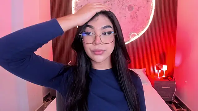 Snapshot of RoseCassie chatting on 10, 5, 2026 RoseCassie online show from 10, 5, 2026