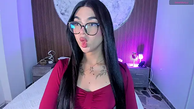 Snapshot of RoseCassie chatting on 20, 5, 2026 RoseCassie online show from 20, 5, 2026