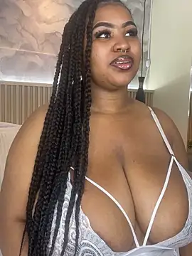 AinaraJimenez online show from 4, 12, 2025