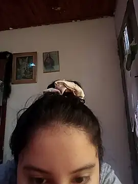 Snapshot of valentina568 chatting on 26, 10, 2025 valentina568 online show from 26, 10, 2025