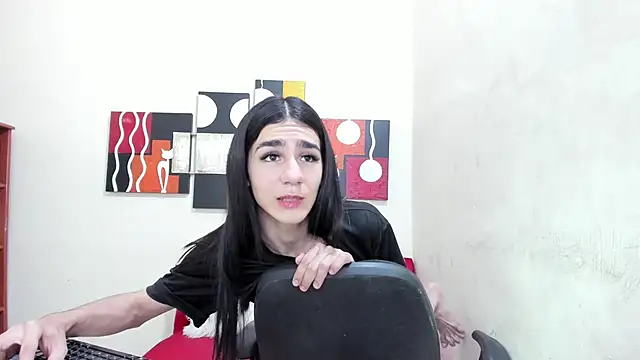 Mariana 16  online show from 25, 1, 2025