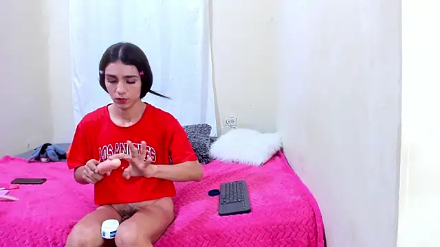 Mariana 16  online show from 31, 1, 2025