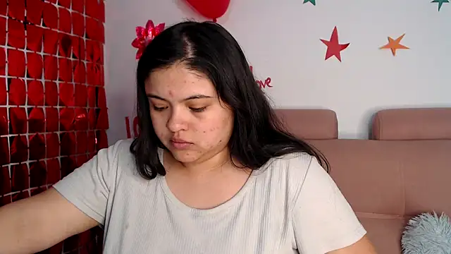 Snapshot of lizzie_c chatting on 15, 2, 2026 lizzie c online show from 15, 2, 2026