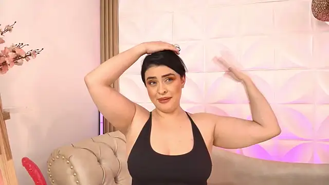 Snapshot of AnikaRomanoff chatting on 27, 2, 2025 AnikaRomanoff online show from 27, 2, 2025