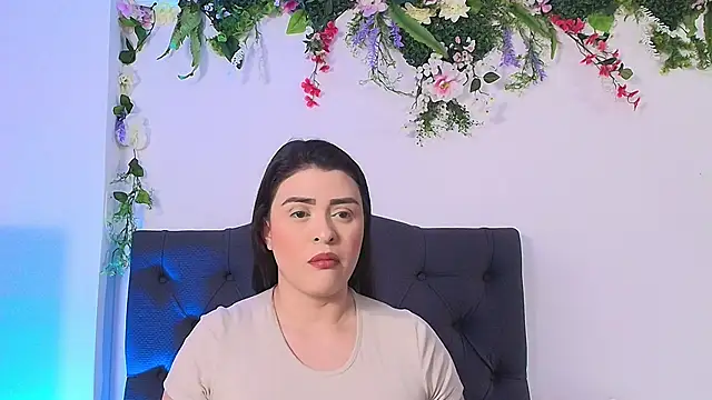 Snapshot of AnikaRomanoff chatting on 18, 3, 2025 AnikaRomanoff online show from 18, 3, 2025