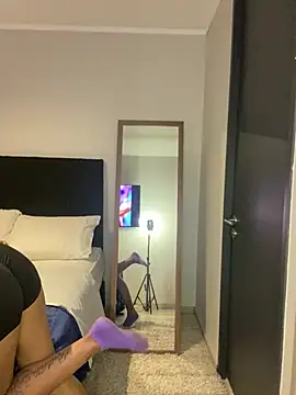 Snapshot of AlejandritaMilano chatting on 17, 4, 2026 AlejandritaMilano online show from 17, 4, 2026