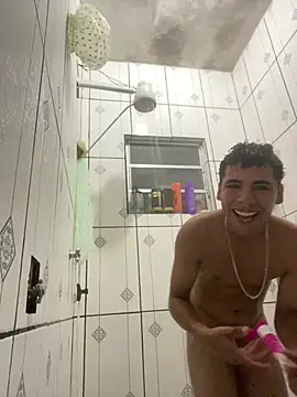 Snapshot of gu_ga_7 chatting on 13, 1, 2025 gu ga 7 online show from 13, 1, 2025