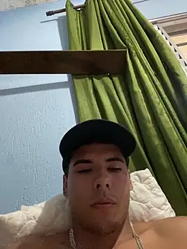 Snapshot of gu_ga_7 chatting on 15, 1, 2025 gu ga 7 online show from 15, 1, 2025