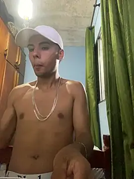 Snapshot of gu_ga_7 chatting on 12, 3, 2025 gu ga 7 online show from 12, 3, 2025