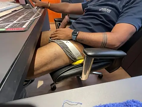 Snapshot of Nil_Talreja chatting on 10, 2, 2026 Nil Talreja online show from 10, 2, 2026