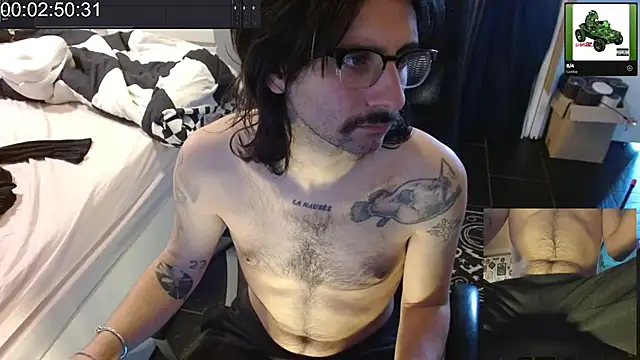 Snapshot of Chuck-FR chatting on 21, 4, 2026 Chuck-FR online show from 21, 4, 2026