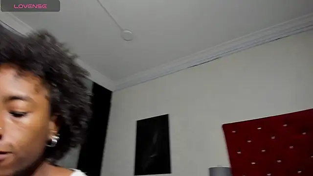 Snapshot of JhonyMiller_ chatting on 21, 2, 2026 JhonyMiller online show from 21, 2, 2026