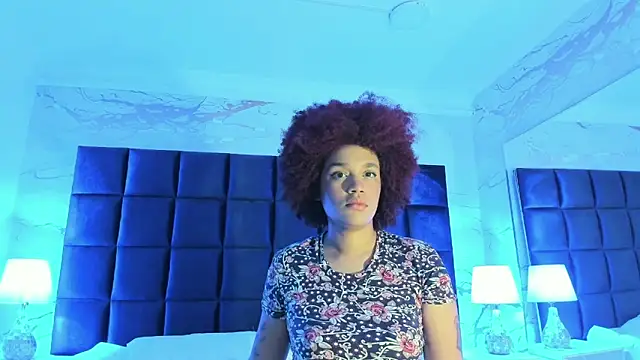 loladupont online show from 25, 2, 2026