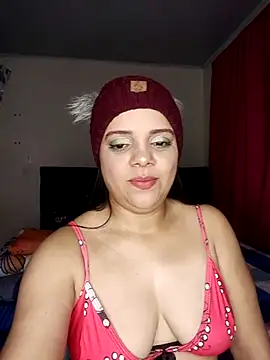 Snapshot of AriaYummy chatting on 6, 1, 2025 AriaYummy online show from 6, 1, 2025