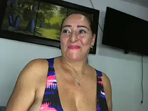 claudiaa B online show from 13, 2, 2025