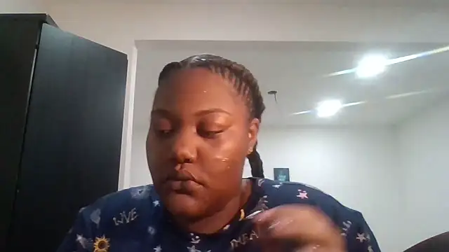 Snapshot of Kbaby337 chatting on 16, 12, 2025 Kbaby337 online show from 16, 12, 2025