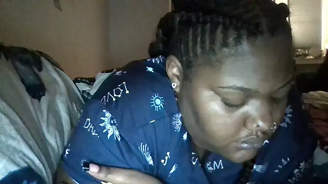 Snapshot of Kbaby337 chatting on 17, 12, 2025 Kbaby337 online show from 17, 12, 2025