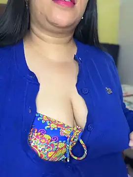 Snapshot of FlatVincy4 chatting on 19, 12, 2025 FlatVincy4 online show from 19, 12, 2025