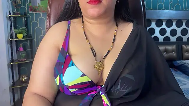 Snapshot of FlatVincy4 chatting on 24, 2, 2026 FlatVincy4 online show from 24, 2, 2026