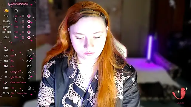 Snapshot of Bitchy_Lily chatting on 26, 11, 2025 Bitchy Lily online show from 26, 11, 2025