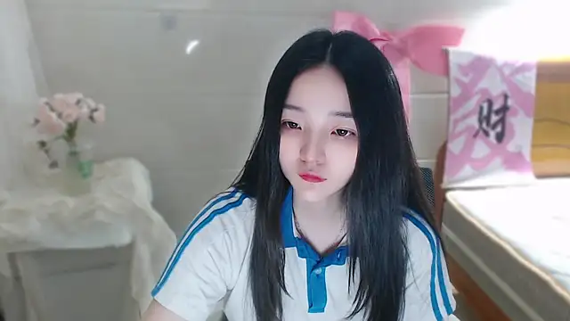 Snapshot of qiqi--- chatting on 23, 4, 2026 qiqi--- online show from 23, 4, 2026