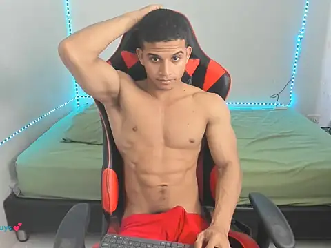 Snapshot of oliver_thompsson7 chatting on 2, 2, 2026 oliver thompsson7 online show from 2, 2, 2026