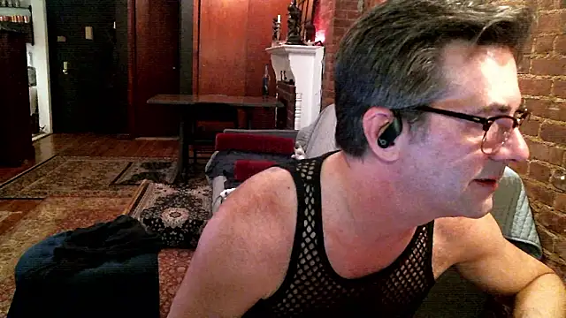 Snapshot of Johnny_Bottoms chatting on 24, 3, 2026 Johnny Bottoms online show from 24, 3, 2026