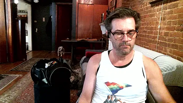 Snapshot of Johnny_Bottoms chatting on 12, 4, 2026 Johnny Bottoms online show from 12, 4, 2026