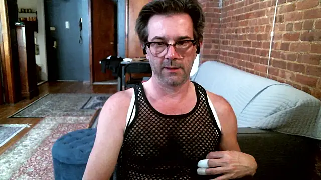 Snapshot of Johnny_Bottoms chatting on 18, 4, 2026 Johnny Bottoms online show from 18, 4, 2026