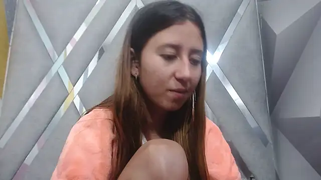 Snapshot of Valeria_grey69 chatting on 12, 3, 2025 Valeria grey69 online show from 12, 3, 2025