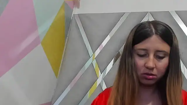 Snapshot of Valeria_grey69 chatting on 21, 11, 2025 Valeria grey69 online show from 21, 11, 2025