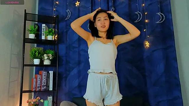 Snapshot of OdeliaGossage chatting on 3, 2, 2025 OdeliaGossage online show from 3, 2, 2025