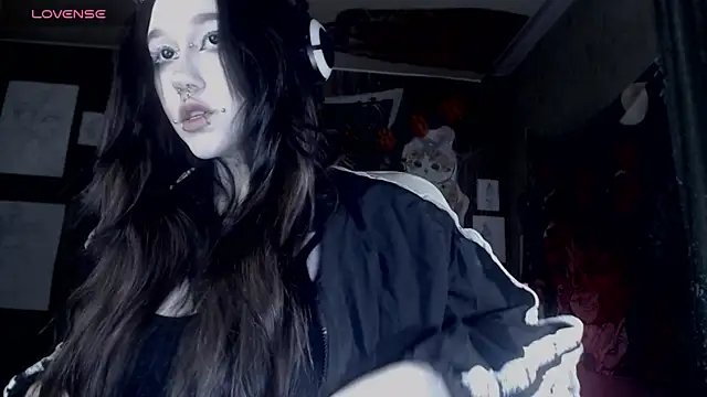 Snapshot of chloe_crystall_killer chatting on 10, 4, 2026 chloe crystall killer online show from 10, 4, 2026