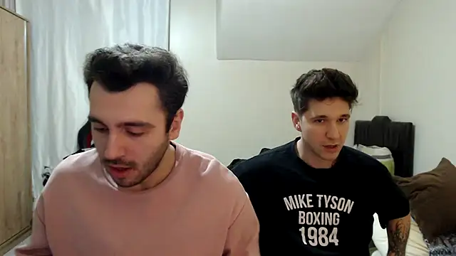 handsomeee04 online show from 31, 10, 2025