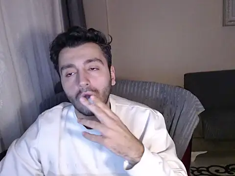 handsomeee04 online show from 1, 12, 2025