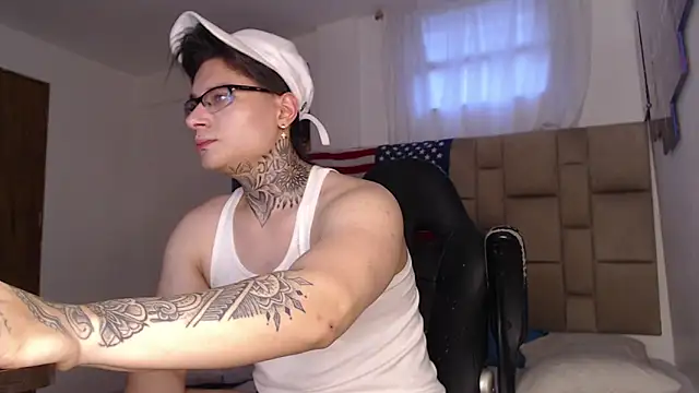 DennisWalkerr online show from 31, 12, 2024